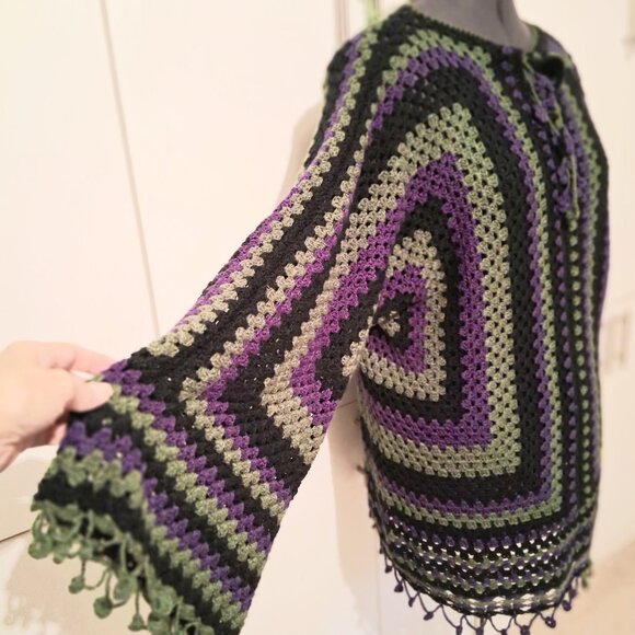 Granny Square Fringe Sweater XL - Picture 2 of 8